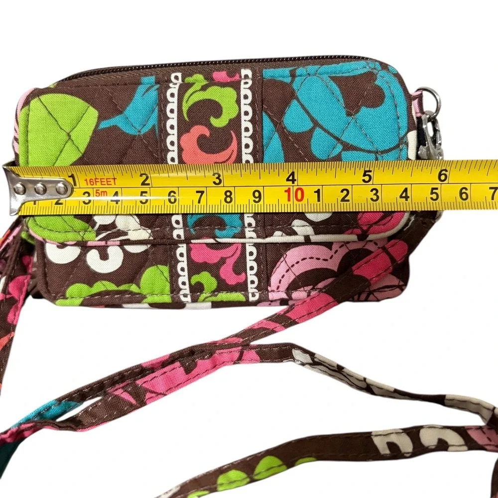 NWOT Vera Bradley Quilted Floral Wristlet‎ Wallet Crossbody Wristlet Zip Around